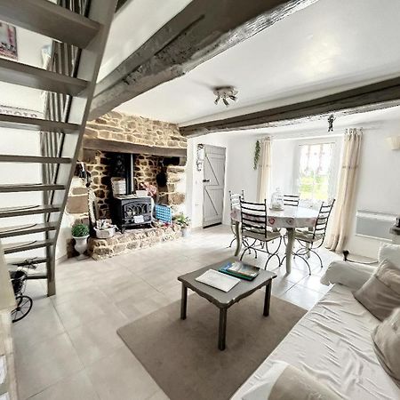 Chambres D'Hotes La Clef Des Champs Montpinchon 外观 照片