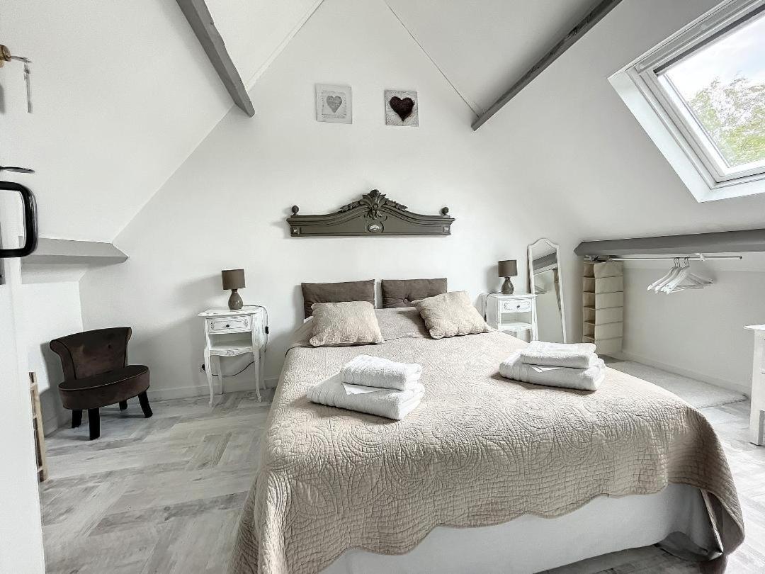 Chambres D'Hotes La Clef Des Champs Montpinchon 外观 照片