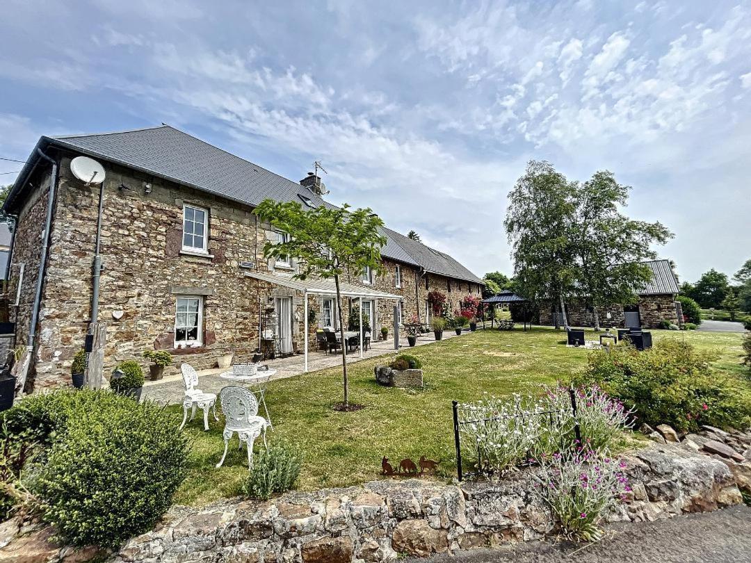 Chambres D'Hotes La Clef Des Champs Montpinchon 外观 照片
