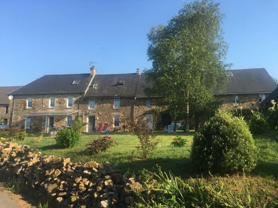 Chambres D'Hotes La Clef Des Champs Montpinchon 外观 照片